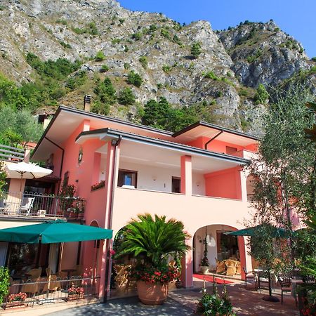 Hotel La Gardenia & Villa Oleandra Limone sul Garda Habitación foto