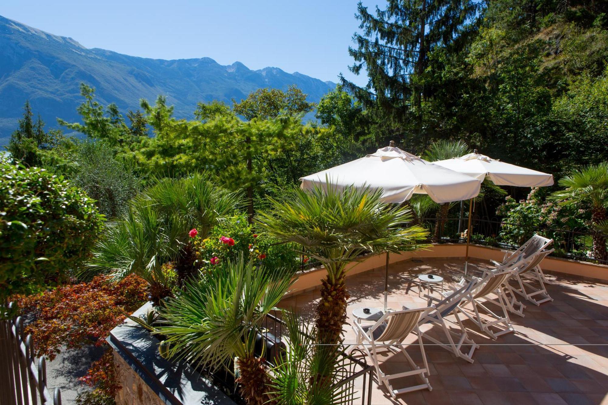 Hotel La Gardenia & Villa Oleandra Limone sul Garda Habitación foto