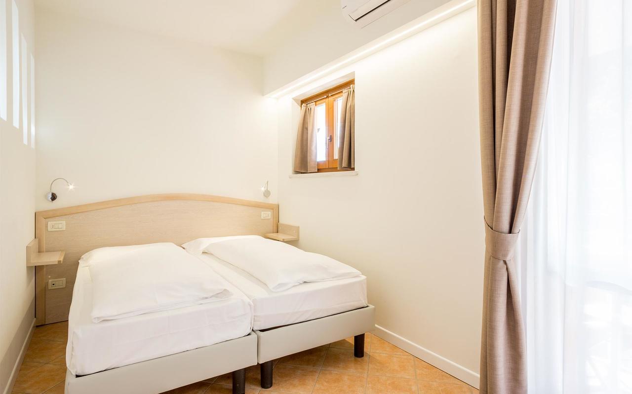 Hotel La Gardenia & Villa Oleandra Limone sul Garda Habitación foto