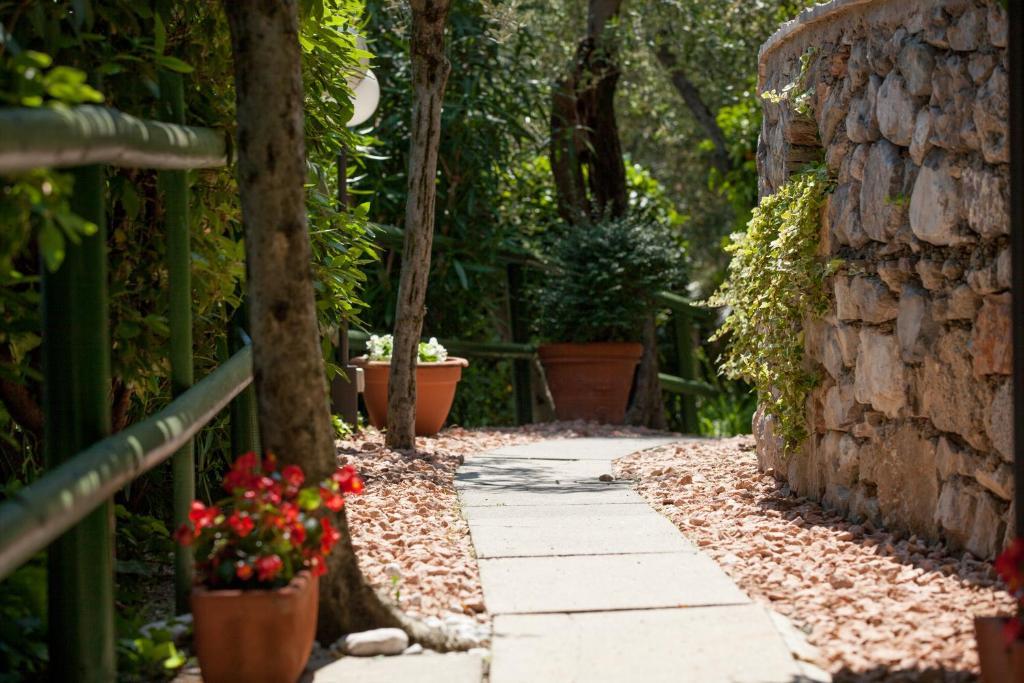 Hotel La Gardenia & Villa Oleandra Limone sul Garda Exterior foto