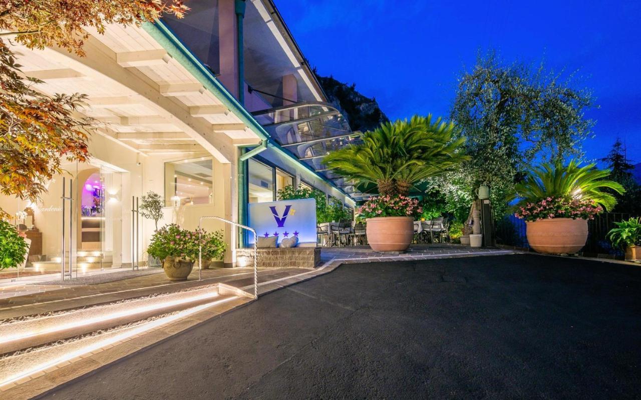 Hotel La Gardenia & Villa Oleandra Limone sul Garda Exterior foto