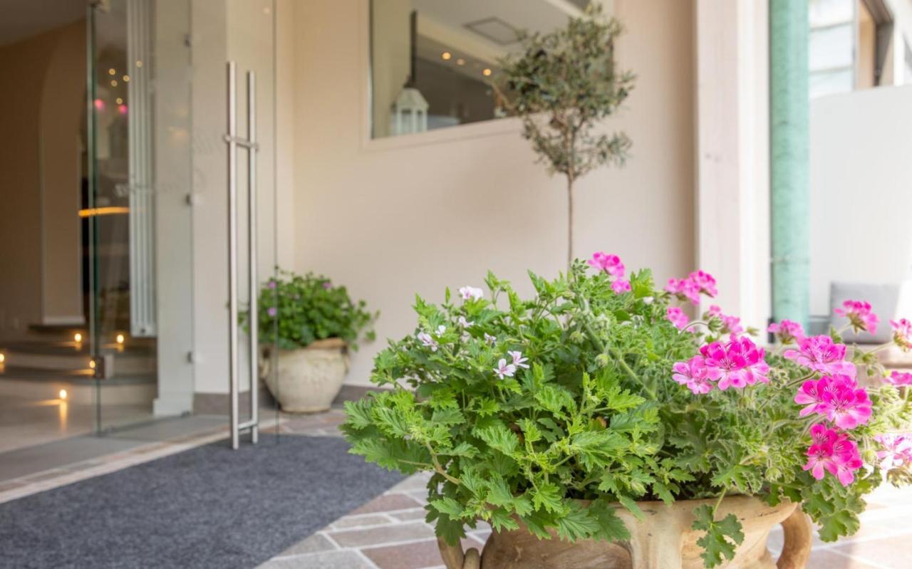 Hotel La Gardenia & Villa Oleandra Limone sul Garda Exterior foto